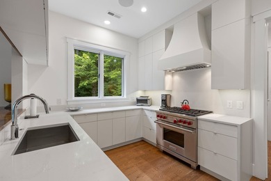 Redesigned and completely renovated in 2020, this extraordinary - photo 25