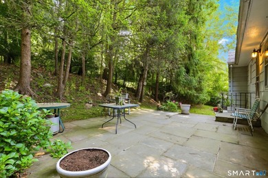 Set in the premier Newfield neighborhood near local amenities & - photo 27