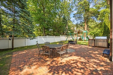 Welcome to this elegant, bright, and sun-drenched renovated - photo 39