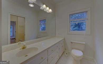 Experience exceptional waterfront living in this stunning - photo 42