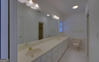 Experience exceptional waterfront living in this stunning - photo 46