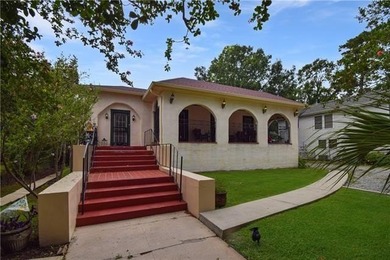 (private lake, pond, coastal) Home For Sale in Metairie Louisiana