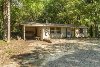 Little Red River Home For Sale in West Point Arkansas