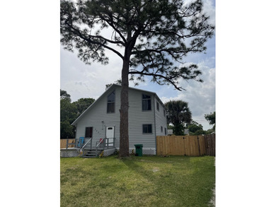 BRAND NEW ROOF! Come see this gem situated on a quarter acre lot - photo 3