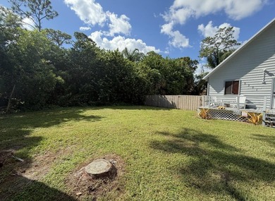 BRAND NEW ROOF! Come see this gem situated on a quarter acre lot - photo 4