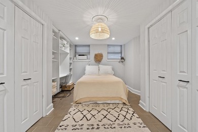 Welcome to Willow Park, an oversized one bedroom in an uptown - photo 11