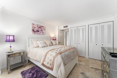 Welcome to Unit 605, a rare high-floor, south-facing - photo 15