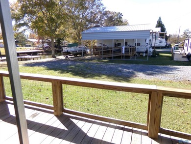 REDUCED TO SALE Lakefront RV Getaway with Pier Three Mile Area - photo 38