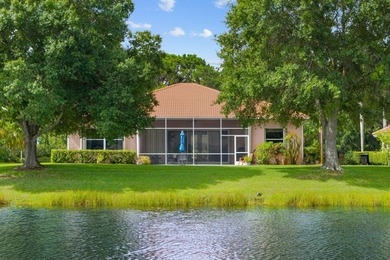Welcome to this waterfront single-story residence in Country - photo 1