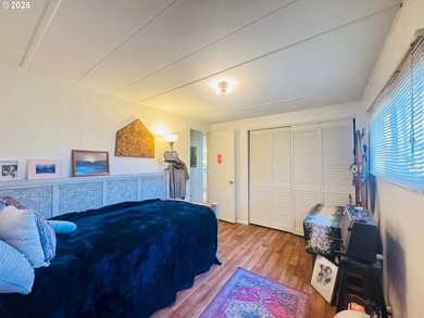 Charming 3BD/2BA manufactured home nestled at the end of a quiet - photo 13