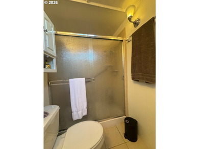 Charming 3BD/2BA manufactured home nestled at the end of a quiet - photo 16