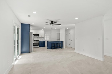 Completely remodeled from top to bottom, this beautifully - photo 17