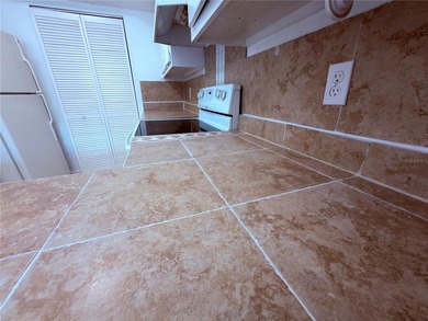 You Must to see this Fantastic This 2 Bedroom, 2 Bathroom - photo 17
