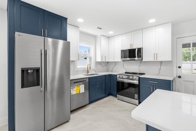 Completely remodeled from top to bottom, this beautifully - photo 21