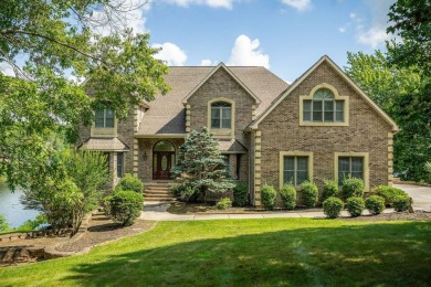 Lake Home For Sale in Crossville, Tennessee