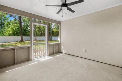 Completely remodeled from top to bottom, this beautifully - photo 39