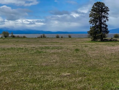 Spectacular view of Agency Lake and the Cascade mountains from - photo 6