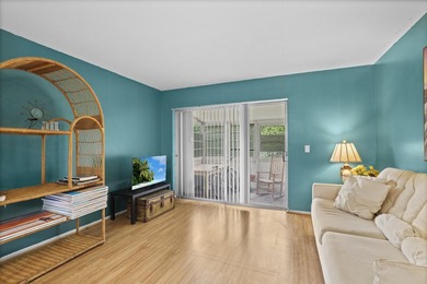 Welcome to this charming 1-bedroom, 1.5-bath villa offering - photo 3