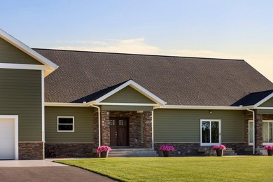 SO MUCH HOME FOR THE MONEY! Priced well below appraisal. This - photo 7