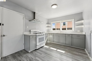 Exceptional duplex opportunity in Richmond offering the perfect - photo 9