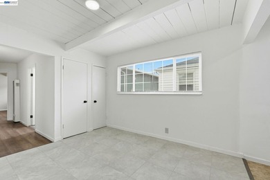 Charming starter bungalow in the heart of San Pablo Proper! This - photo 14