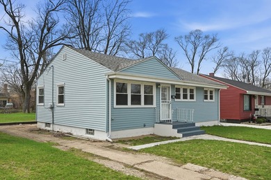 Welcome to 4203 E 12th Place in Gary A beautifully fully - photo 2