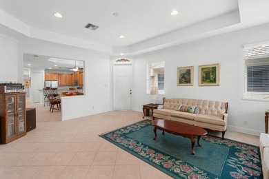 Welcome to this charming 2-bedroom, 2-bathroom villa situated at - photo 7