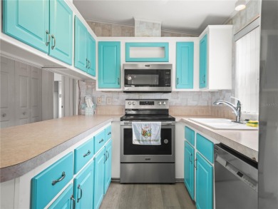 This partially furnished home comes as you see it. The unit was - photo 7