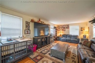 **GREAT DEAL! PRICED BELOW RECENT APPRAISAL** Welcome to this - photo 13