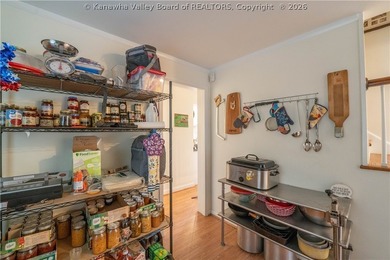 **GREAT DEAL! PRICED BELOW RECENT APPRAISAL** Welcome to this - photo 27