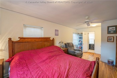 **GREAT DEAL! PRICED BELOW RECENT APPRAISAL** Welcome to this - photo 32