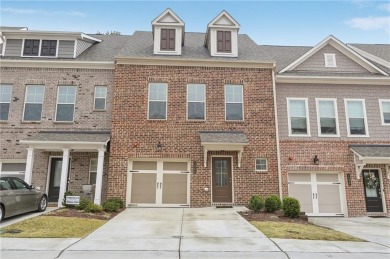 Lake Townhome/Townhouse For Sale in Mableton, Georgia