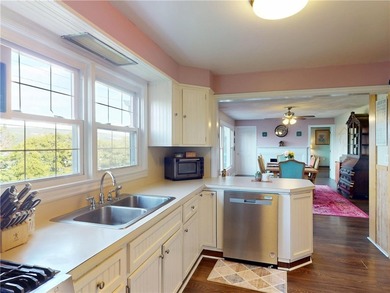 Enjoy the best of Seneca Lake living on the desirable west side - photo 24