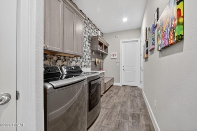 Exquisite Luxury & Modern Resilience in Ormond Beach. Welcome to - photo 25