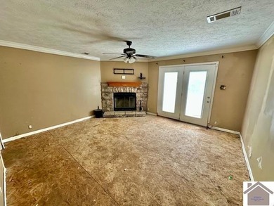 Kentucky Lake Area Home at 349 Hiatt Cemetery Rd. Lots of Space - photo 6