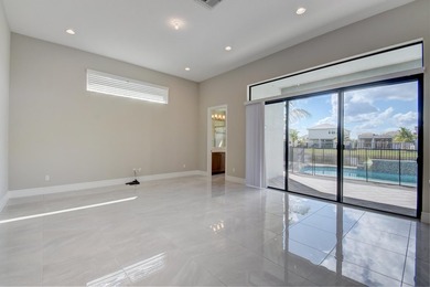 Beautiful Annabelle Model with Pool & Spa on a Spectacular - photo 8