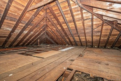 Welcome to this charming 1 bedroom, 1 bath co-op offering - photo 14