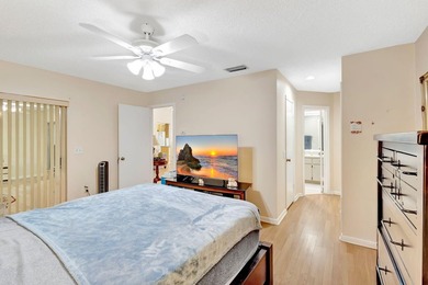 Charming 2-bedroom, 2-bathroom home located in a well-maintained - photo 18