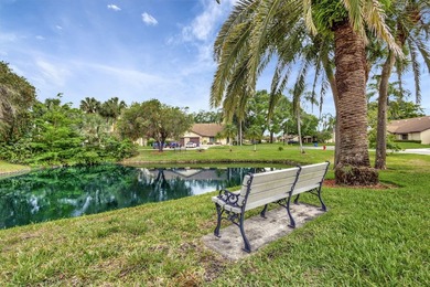 Charming 2-bedroom, 2-bathroom home located in a well-maintained - photo 24