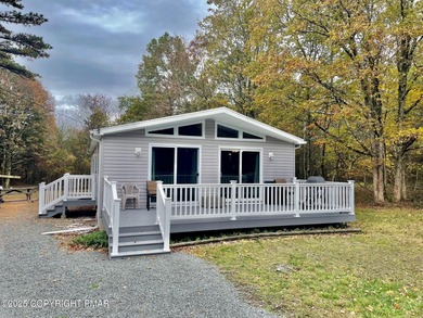 Towamensing Trails Lake Home For Sale in Albrightsville Pennsylvania