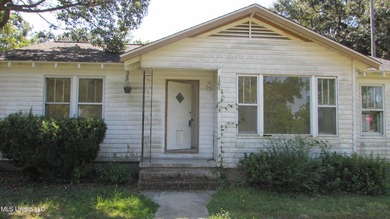Single family home on a nice corner lot, no flood, with two - photo 11