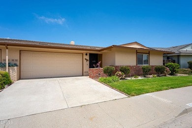 Beautiful 2-bedroom, 2-bath home located in a highly desirable - photo 1
