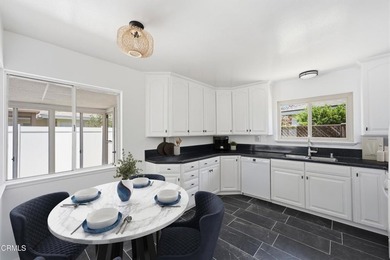 Beautiful 2-bedroom, 2-bath home located in a highly desirable - photo 8