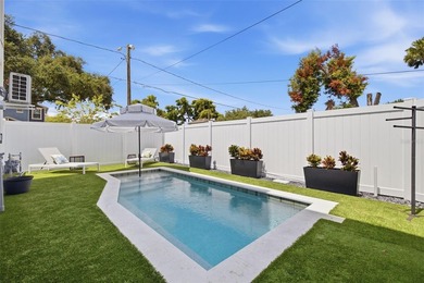 Luxury urban living at its finest. Just three blocks from - photo 33
