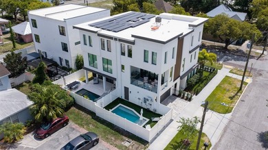 Luxury urban living at its finest. Just three blocks from - photo 46