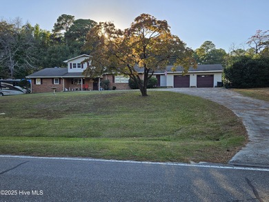 (private lake, pond, coastal) Home For Sale in Goldsboro North Carolina