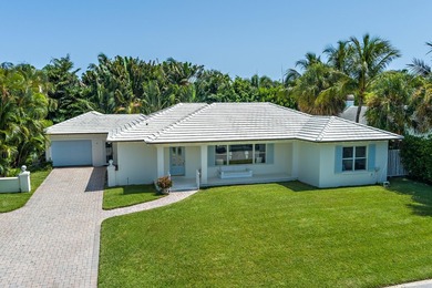235 Ocean Terrace presents a rare opportunity on Palm Beach's - photo 13