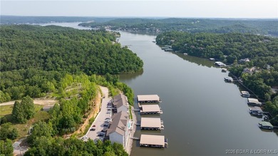 This is the total package! This beautiful 2-bedroom, 2-bath - photo 33