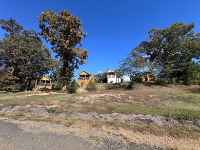 SELLER OFFERING TO COVER UP TO $5K OF BUYERS CLOSING - photo 33