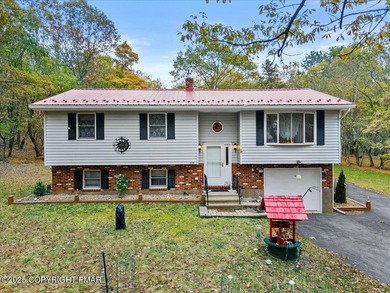 Indian Mountain Lakes Home Sale Pending in Albrightsville Pennsylvania